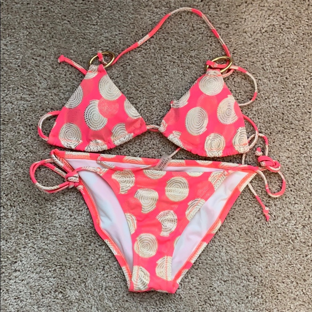 EUC Victoria’s Secret swimsuit